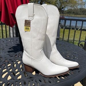 NWT! Roper White Women's Western Heeled Cowboy Boots